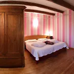 Bed & Breakfast Genevieve 3*