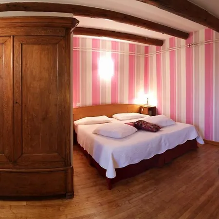 Bed & Breakfast Genevieve *