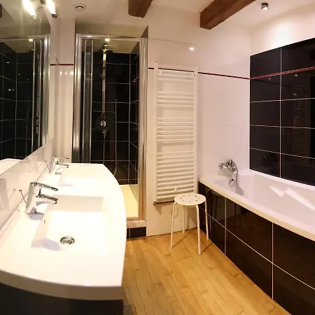 Couette-café Genevieve 3*