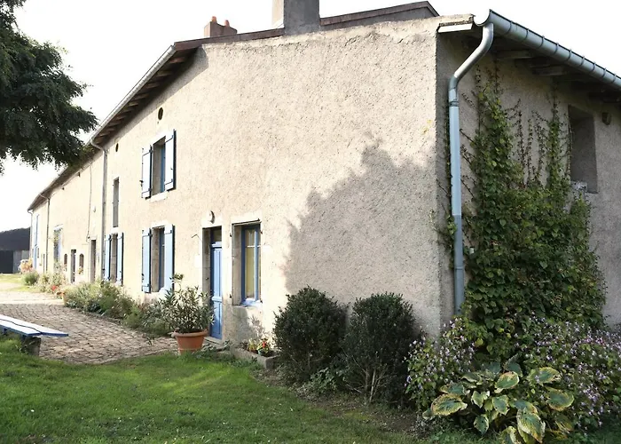 Genevieve Bed & Breakfast 3*